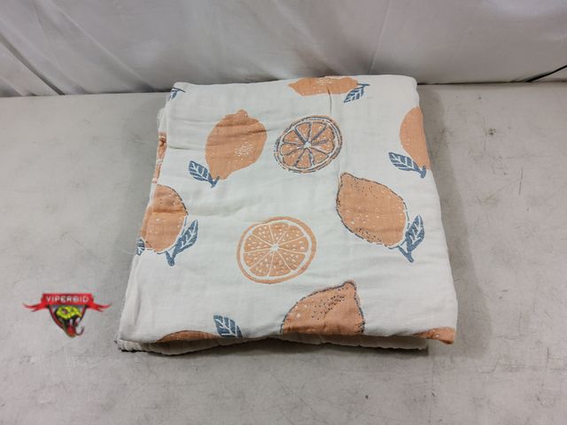 Lot 7-133094 - 100% Cotton Muslin blanket / throw cover. Reversible. Approx. 82" X 96".