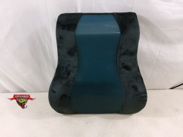 Lot 7-133814 - Samsonite lumbar support pillow.