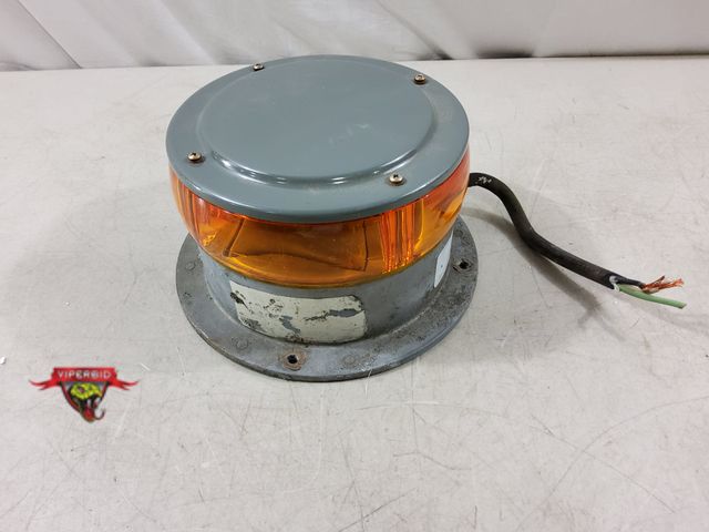Lot 7-132538 - 6-5/8" Diameter Strobe light. Working condition.