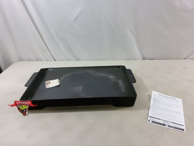 Lot 7-133967 - Cast Iron griddle. Used. 21-1/4" X 16".