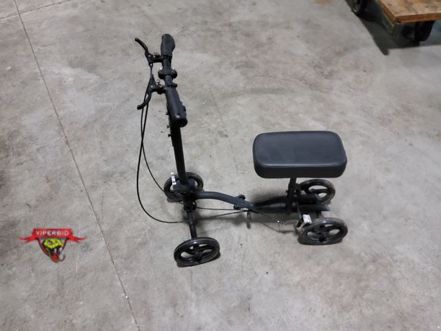 Lot 7-135815 - Used knee scooter.