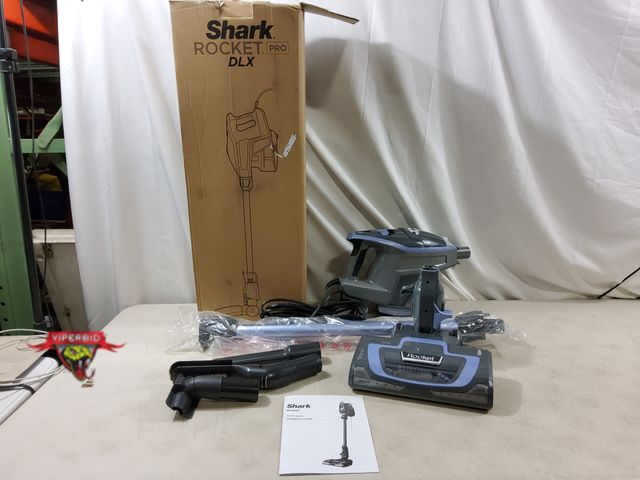 Lot 7-132645 - Lightly used. Shark Rocket Pro DLX. Tested.