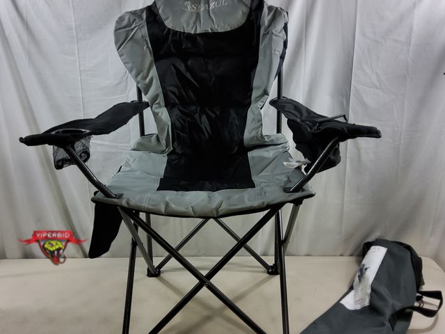 Lot 7-131247 - Seazul deluxe folding chair with beverage holder, pockets, bottle opener and carry bag. Seat height:...