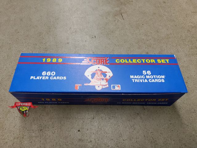 Lot 7-132711 - New! Score 1989 baseball collectors set - 660 player cards, 56 magic motion trivia cards.