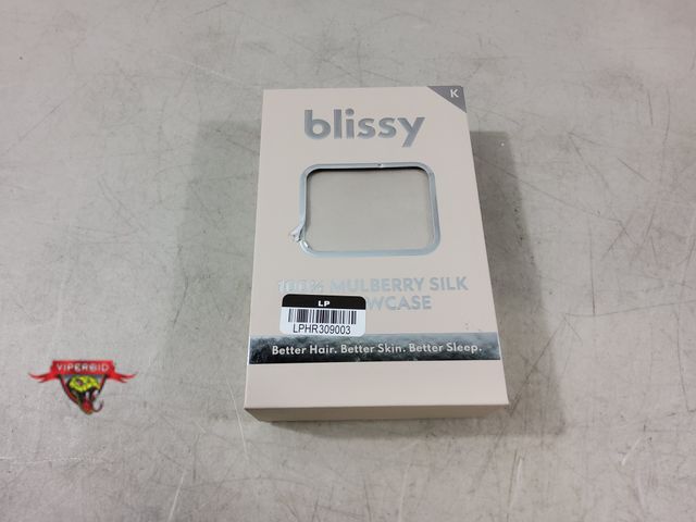 Lot 7-132470 - Retail value $52! Blissy King size 100% Mulberry silk pillowcase.