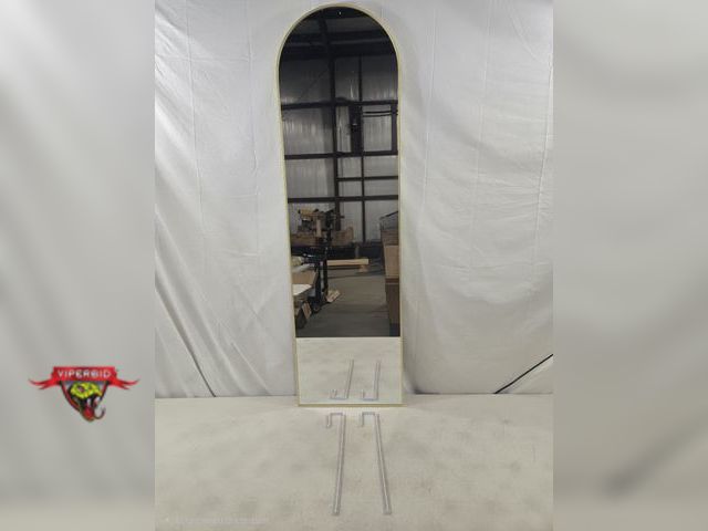Lot 7-134465 - 47-3/8" Over the door full length mirror.