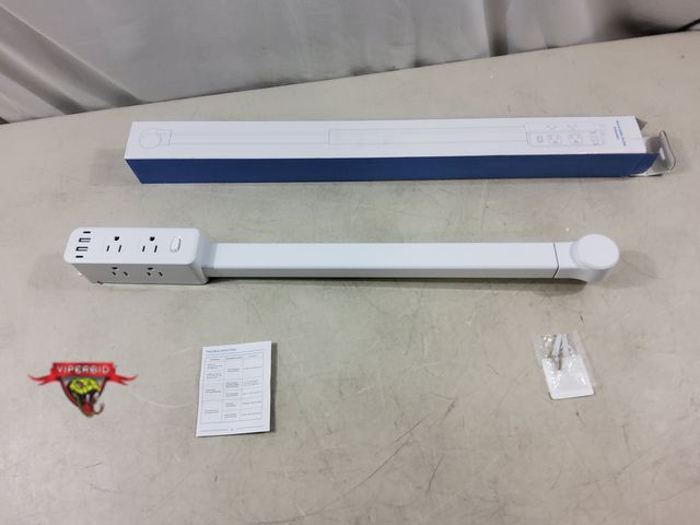 Lot 7-134311 - Retractable outlet extender. 22" to 34". 2000 Joules.