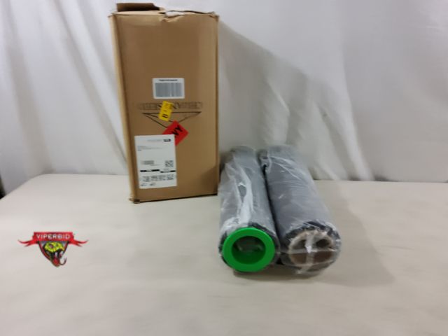 Lot 7-133618 - 2 Rolls of - 18" X 1000 ft. Black stretch film. 20u.