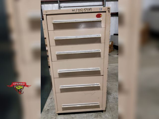Lot 7-133453 - 3-Drawer with 1 Door Tool cabinet. Lockable - no key. 31" X 28" X 62-1/4"H. (INV 0549).