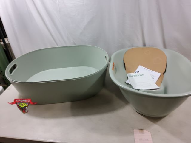 Lot 7-134949 - Lalo The Bath Tub. Includes bath tub only.