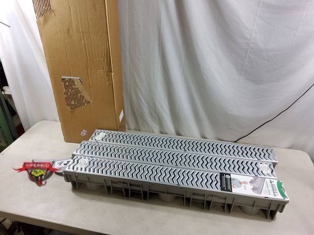 Lot 7-134898 - Tab broken on end piece (see pic). Retail $150! 3-Pack Source 1 Drainage trench &amp; driveway chann...