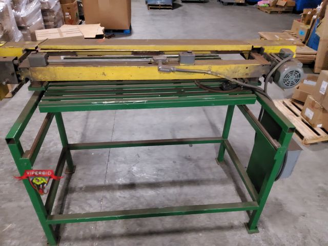 Lot 7-135929 - Woodtek stroke sander with sliding table. Unable to test.