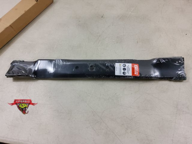 Lot 7-131634 - Pair of Grasscool L110 lawn mower blades. L100/L111/L118.