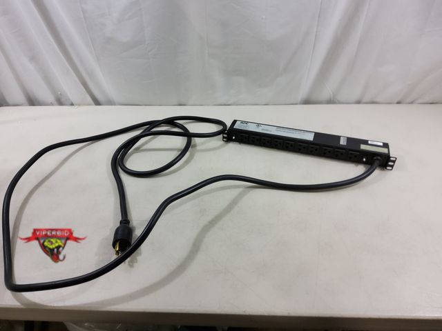 Lot 7-123741 - 10-Port APC power distribution unit. Model AP9560.