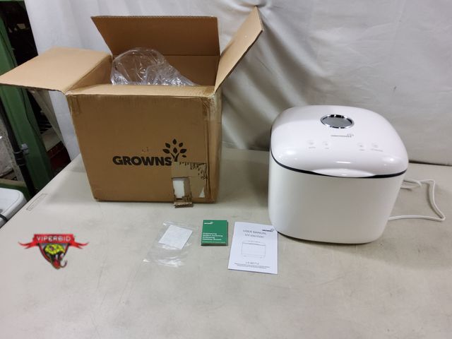 Lot 7-130881 - Grownsy UV sterilizer. Model LS-BE712.