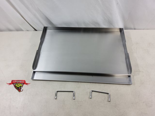 Lot 7-133941 - Griddle flat top plate with handles. 23"W X 16"D.