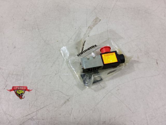 Lot 7-134810 - Numatics Valve. 031SA400E.