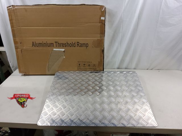 Lot 7-123640 - New! Aluminum Threshold ramp 31" X 24" X 2".