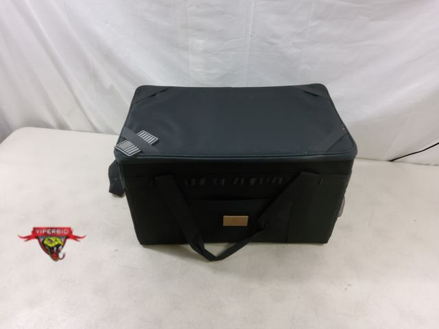 Lot 7-130514 - Lemubeane storage bag with shoulder strap. 20.1" x 11.8" x 11.8".