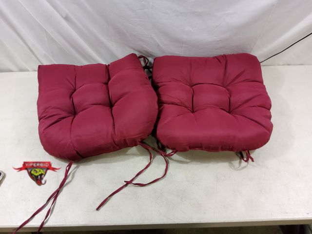 Lot 7-133107 - (2) Outdoor Chair cushions with ties. 18" X 18" X 4".