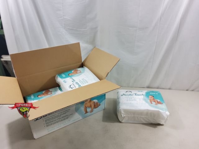 Lot 7-123557 - New! Box of (148) - Mama Bear Gentle Touch hypoallergenic diapers. Size 4 (23-27 lbs).