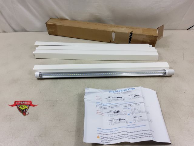 Lot 7-131479 - Set of 4 - Type A+B 2 ft. led tubes. Wattage 12W. Lumens: 1560 LM. Base: G13.