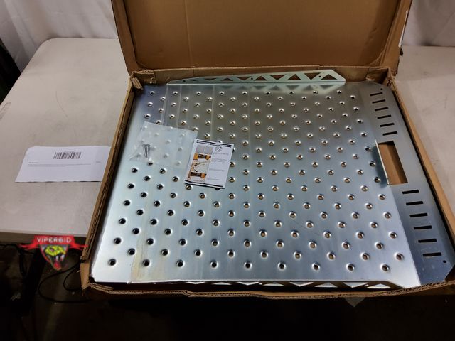 Lot 7-134973 - Toplamper Heavy-Duty Shed Ramp (24"W x 29"L)