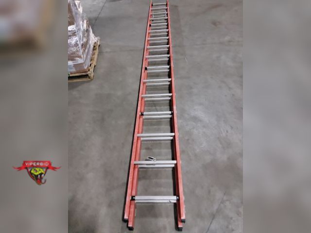 Lot 7-132922 - Werner 30 ft. Extension ladder.