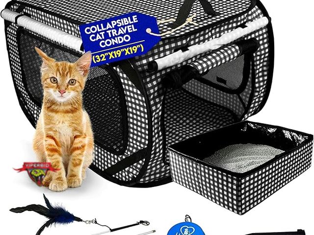 Lot 7-123348 - Pet Fit for Life portable collapsible cat carrier