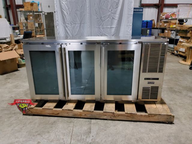 Lot 7-135952 - U-Line UCBR572-SS01A is a rolling commercial 72-inch back bar refrigerator featuring three solid doo...