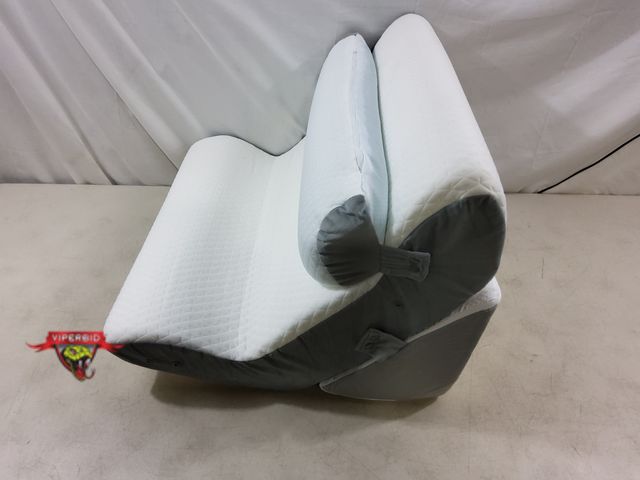 Lot 7-133288 - Bed Wedge pillow set.