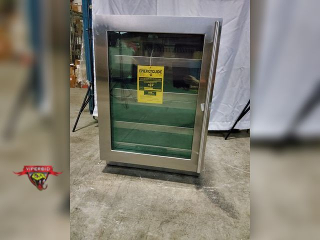 Lot 7-133449 - U-Line UHBV124-SG01A is a 24” All stainless with a Stainless framed glass door Beverage center with ...