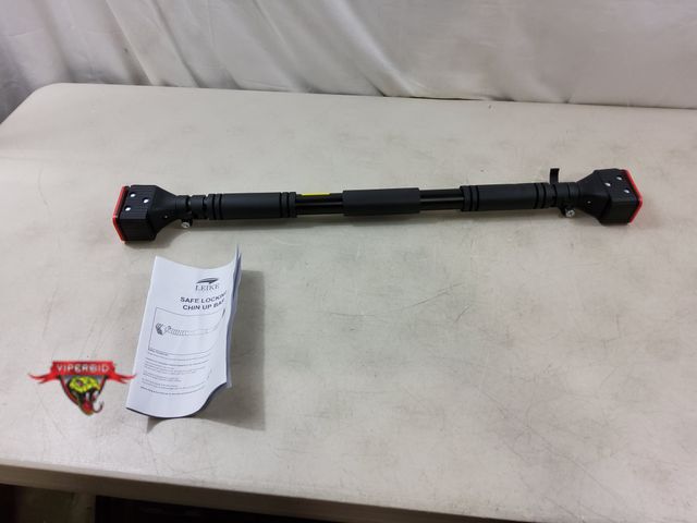 Lot 7-131513 - Leike safe locking chin up bar.