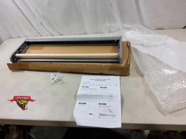 Lot 7-134818 - Paper roll dispenser.