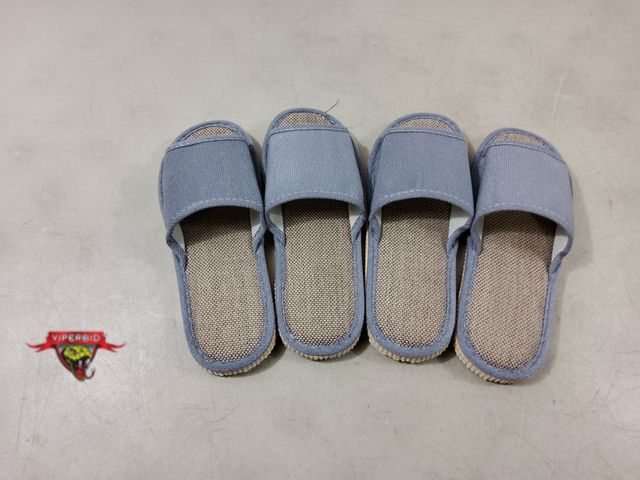 Lot 7-131111 - (2) Sandles/House Shoes (11" Long)