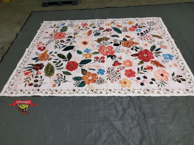 Lot 7-133885 - 8 ft. X 10 ft. Area rug.