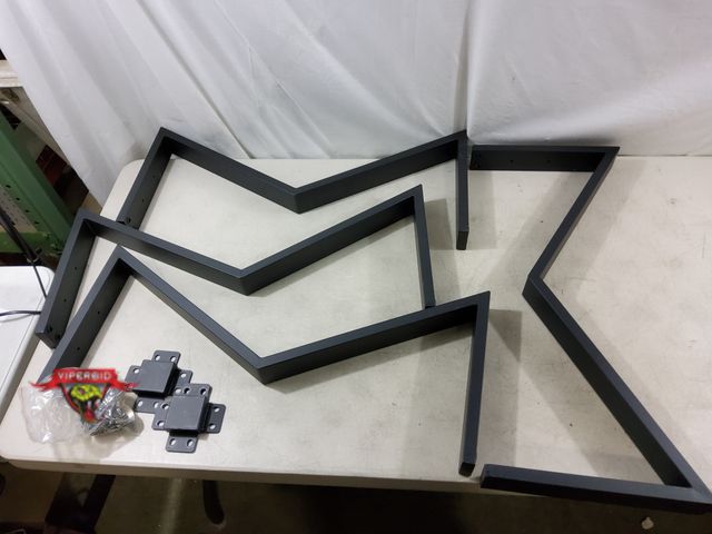 Lot 7-133884 - 29-1/2"H Metal modern table legs.
