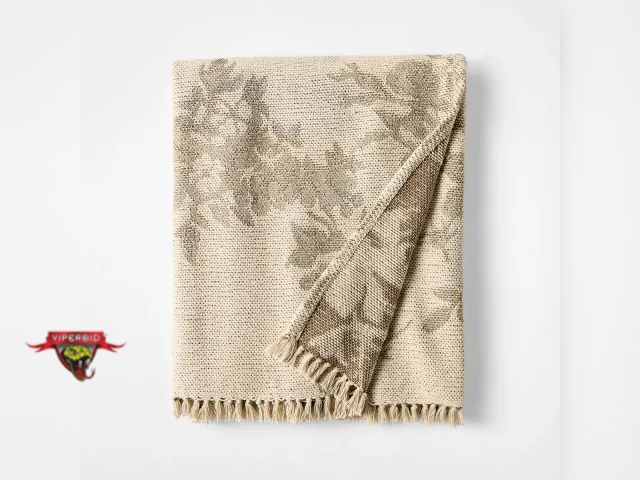 Lot 7-131542 - New! Threshold Woven Floral and Leaves Pattern Throw with Fringe. 50" X 60"