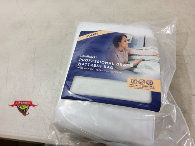 Lot 7-133583 - New! UltraBlock queen size professional grade mattress bag.
