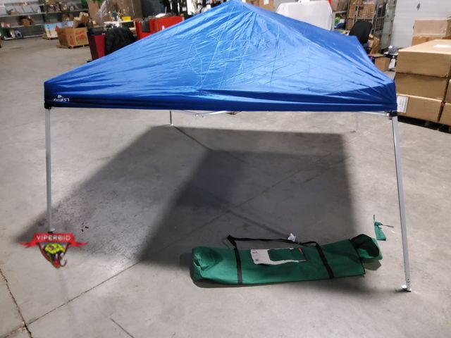 Lot 7-131686 - 10 ft. X 10 Ft. Slant leg Canopy.