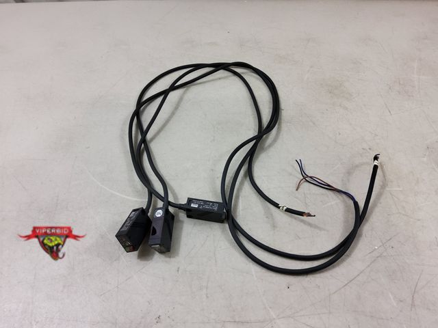 Lot 7-130136 - (3) Allen Bradley photoelectric sensors. Cat. no. 42KC-P2LPSM-A2.