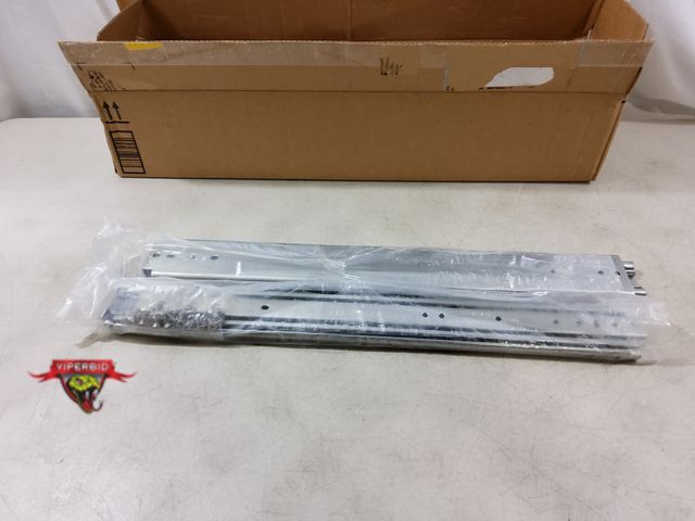 Lot 7-132531 - 24" Ball bearing slides.