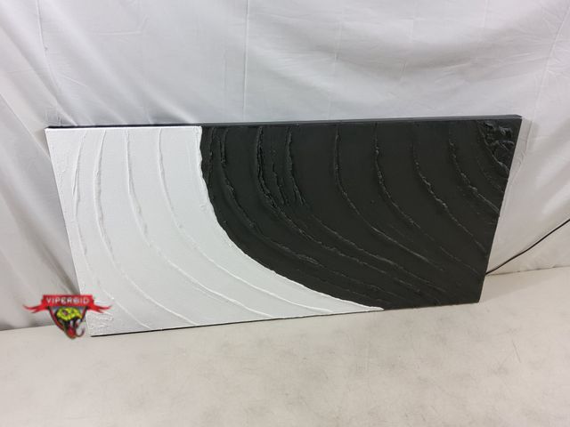 Lot 7-133269 - 39-1/4" X 19-5/8"H 3D Canvas wall art.