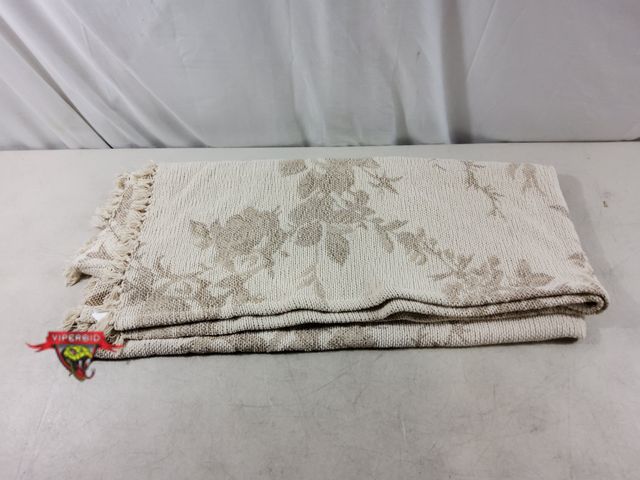 Lot 7-135690 - Threshold Woven Floral and Leaves Pattern Throw with Fringe. 50" X 60".