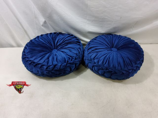 Lot 7-131025 - (2) 15" Pleated decorative throw pillows.