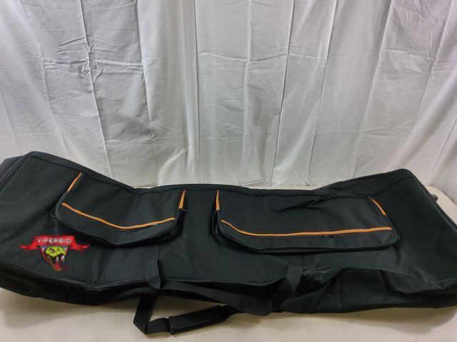 Lot 7-134486 - Rolling 88 keyboard case with wheels.