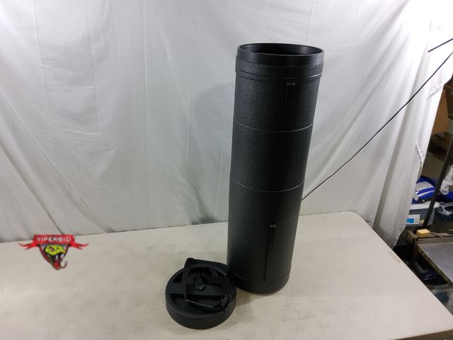 Lot 7-133309 - Extra Large 10" Diametr telescoping carrying tube. Extends from 35" - 59".  Great for drawings, art ...