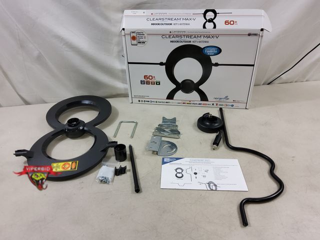Lot 7-130218 - Clearstream Max-V indoor/outdoor HDTV Antenna. Complete.