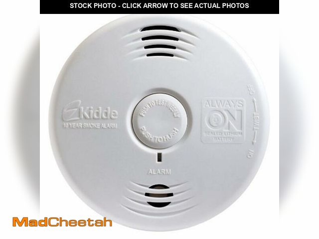 Lot 74-12713691 - Kidde Smoke Detector, 10-Year Battery, Photoelectric Sensor Smoke Alarm, White - USED