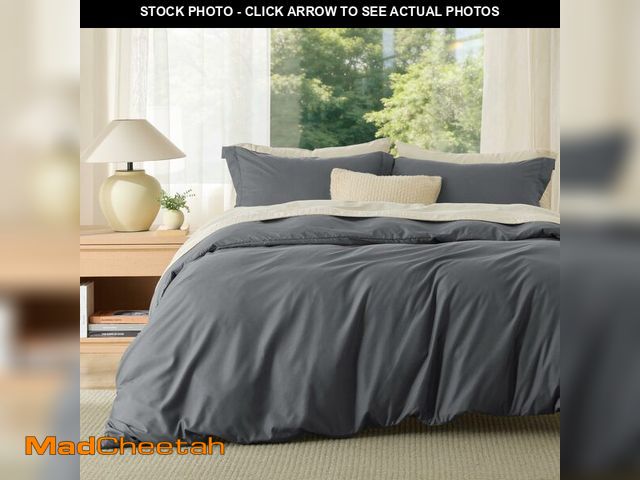 Lot 74-14331636 - Bedsure Duvet Cover Queen Size - Soft Double Brushed Bedding Set for Kids &amp; Adults, Zipper Closu...